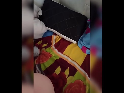 ❤️ Mano kambariokė lieka namuose viena, nes jos vyras atostogauja, o aš pasinaudoju proga ją išdulkinti ir užpildyti jos užpakalį pienu ❤ Super seksas prie mūsų lt.porn-mz.ru ❌
